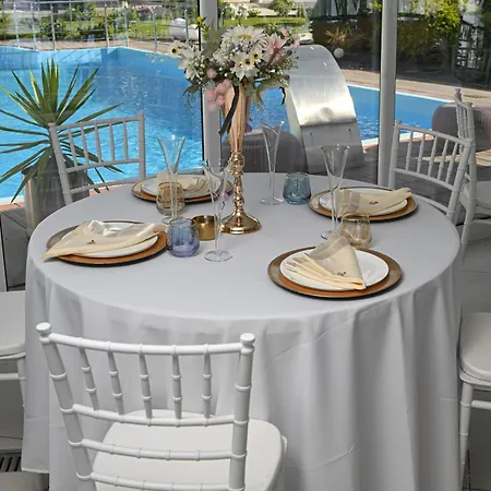 Graf * 斯梅代雷沃